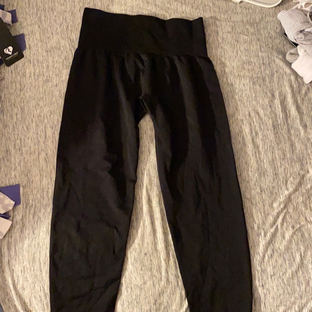 Brand: NVGTN size:medium color:black